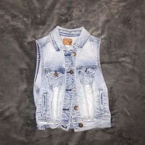 AE JEAN JACKET VEST